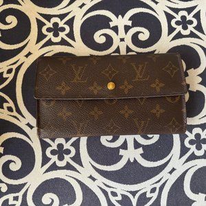 Authentic Louis Vuitton Monogram Wallet